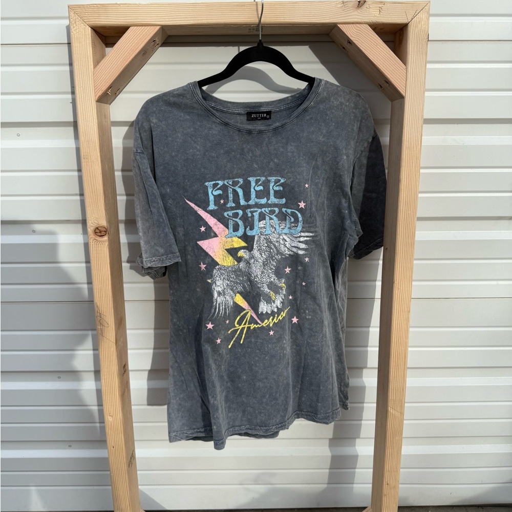 Free Bird Graphic Tee - Gray